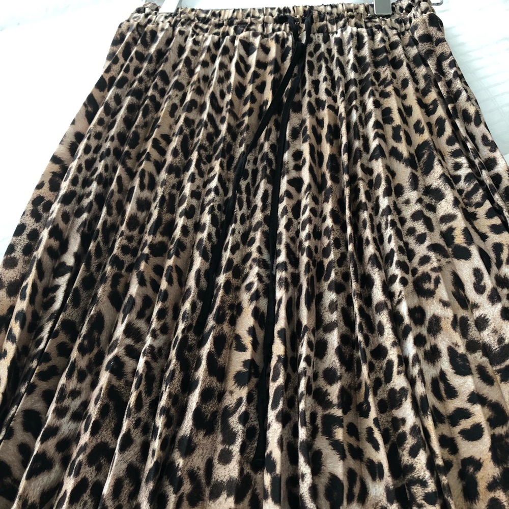 Zara pleated skirt